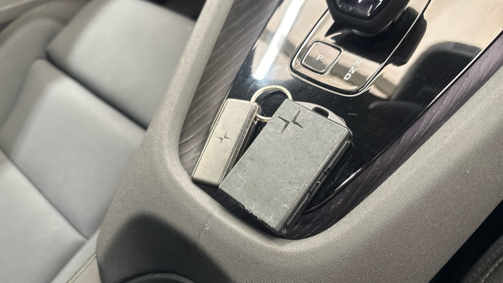 POLESTAR 2 2 keys available
