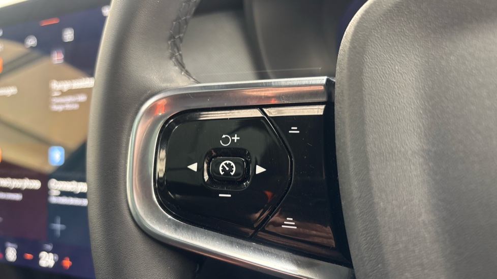 POLESTAR 2 Cruise control