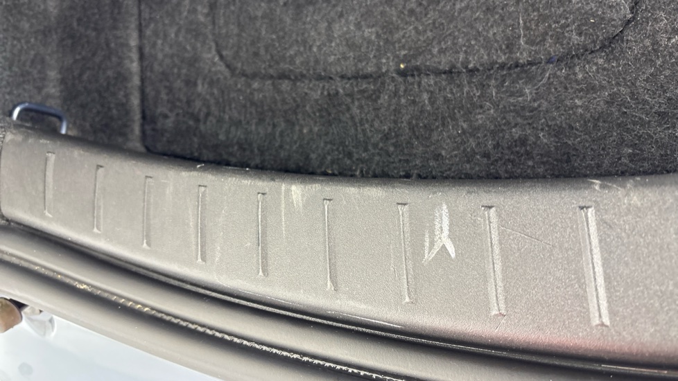 POLESTAR 2 FASTBACK 170kW 69kWh Standard Range SM [Plus] 5dr Auto