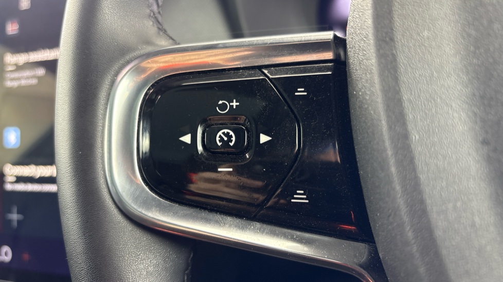 POLESTAR 2 FASTBACK 170kW 69kWh Standard Range SM [Plus] 5dr Auto