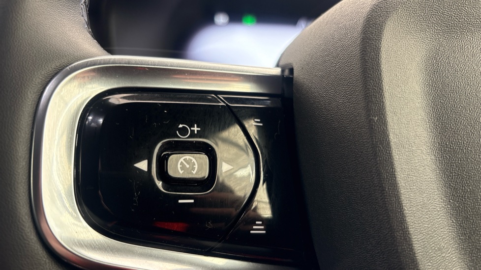 POLESTAR 2 FASTBACK 170kW 69kWh Standard Range SM [Pilot] 5dr Auto