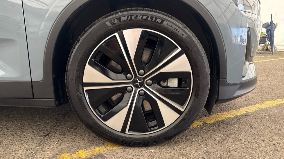 POLESTAR 2 FASTBACK 170kW 69kWh Standard Range SM [Plus] 5dr Auto