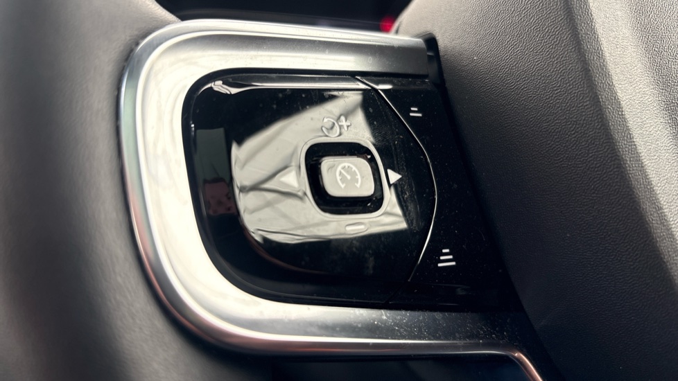 POLESTAR 2 FASTBACK 170kW 69kWh Standard Range SM [Plus] 5dr Auto