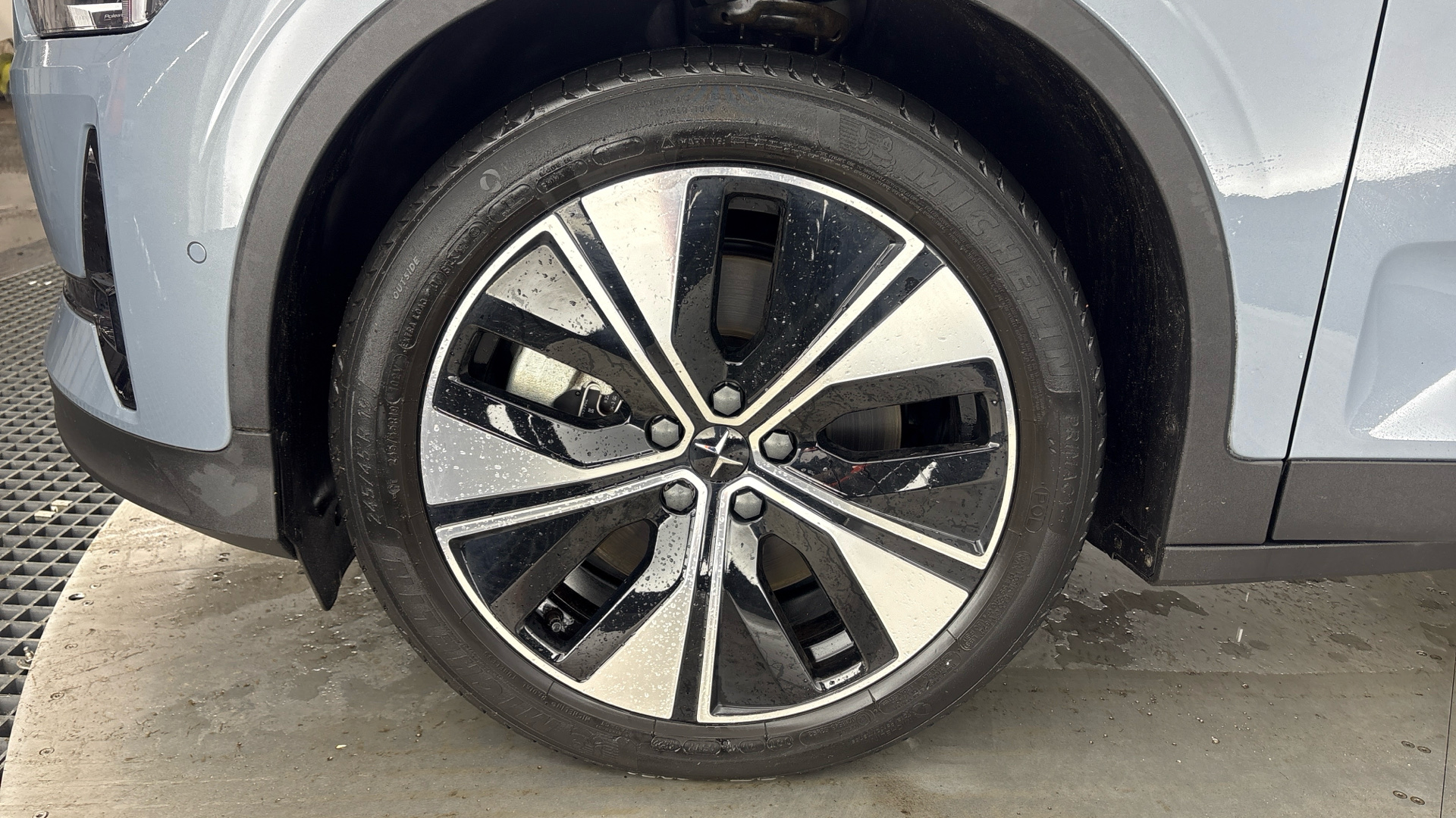 POLESTAR 2 2 FASTBACK 170kW 69kWh Standard Range SM [Pilot] 5dr Auto