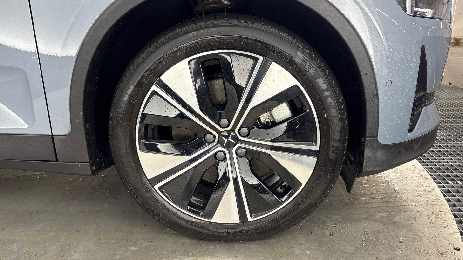 POLESTAR 2 2 FASTBACK 170kW 69kWh Standard Range SM [Pilot] 5dr Auto