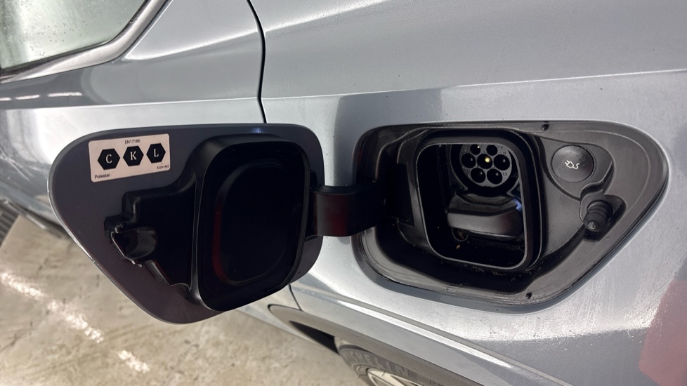 POLESTAR 2 FASTBACK 170kW 69kWh Standard Range SM [Pilot] 5dr Auto