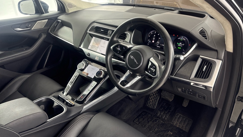 JAGUAR I-PACE Image 9