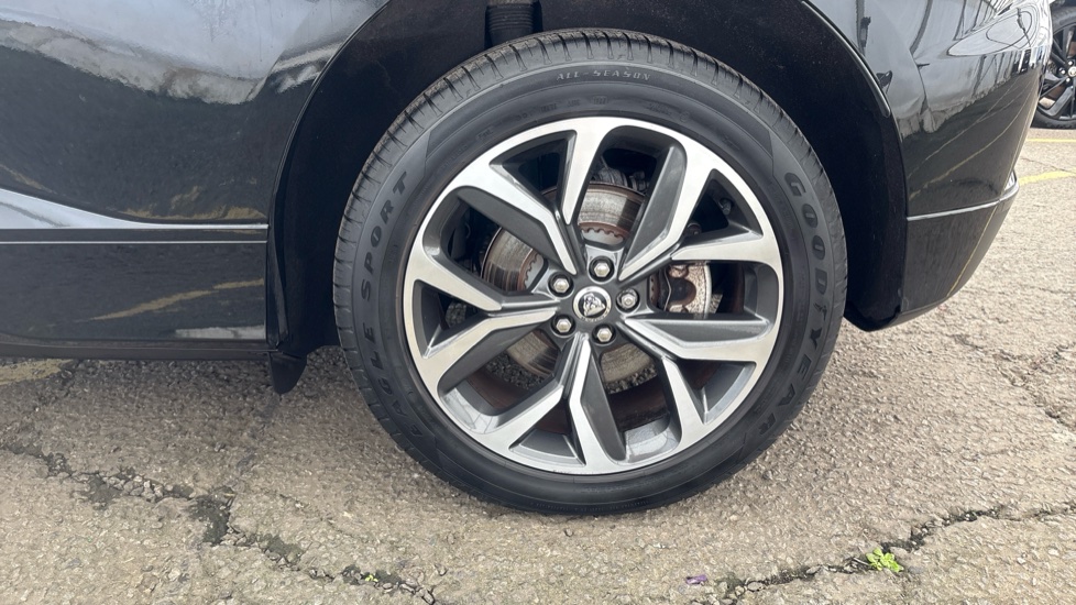 JAGUAR I-PACE ESTATE 294kW EV400 R-Dynamic HSE Black 90kWh 5dr Auto