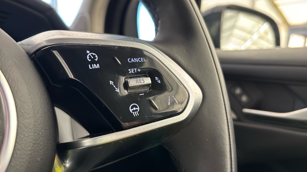 JAGUAR I-PACE ESTATE 294kW EV400 R-Dynamic HSE Black 90kWh 5dr Auto