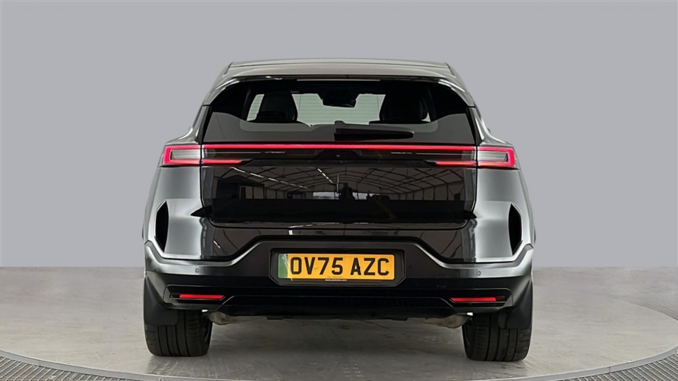POLESTAR 3 Image 4