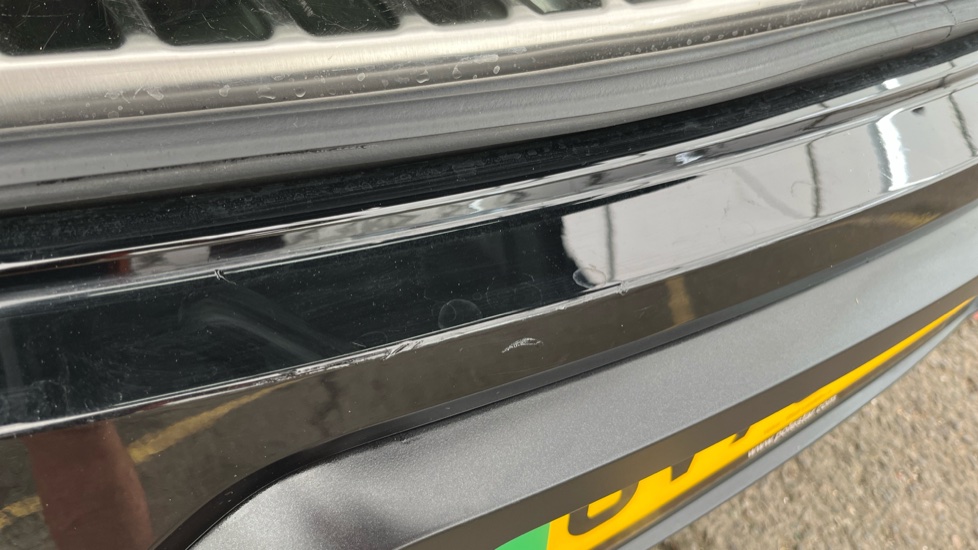 POLESTAR 3 bumper scratches