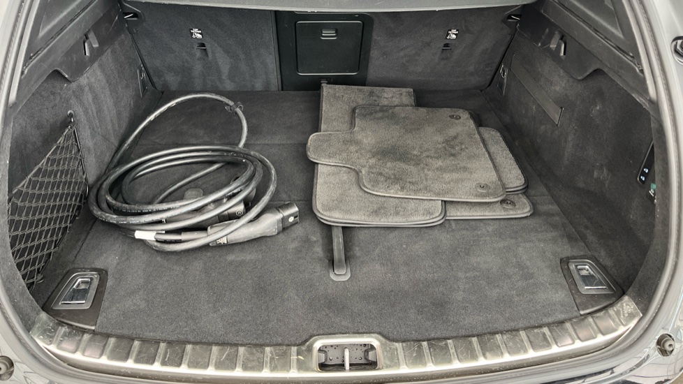POLESTAR 3 Image 15