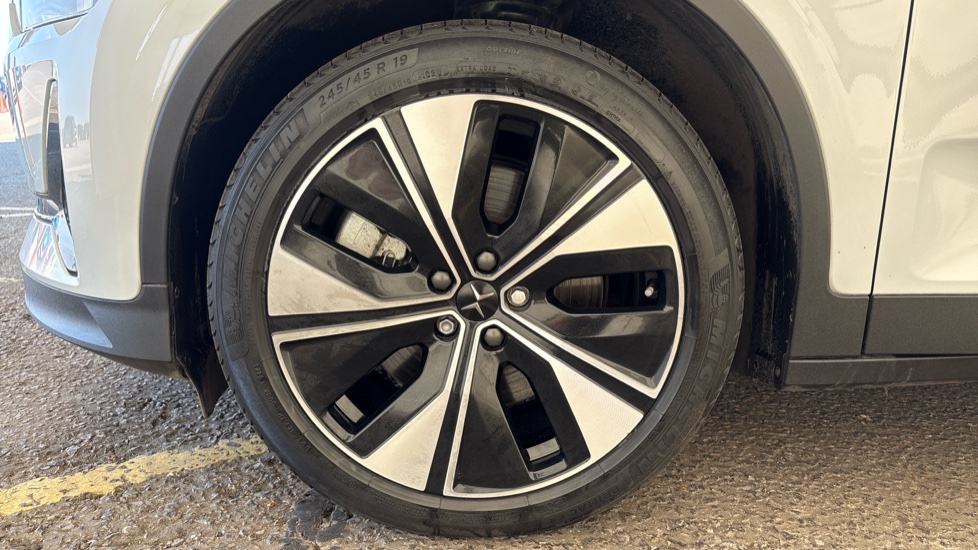 POLESTAR 2 Image 17