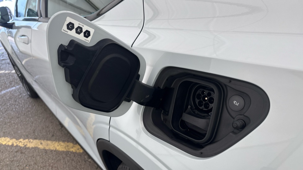 POLESTAR 2 FASTBACK 170kW 78kWh Long Range SM [Pilot] 5dr Auto