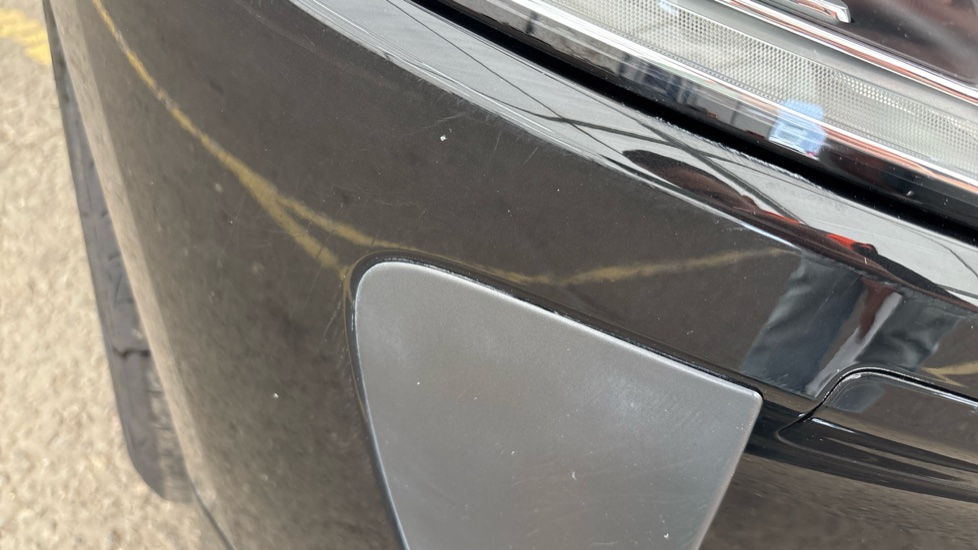 JAGUAR I-PACE bumper chips