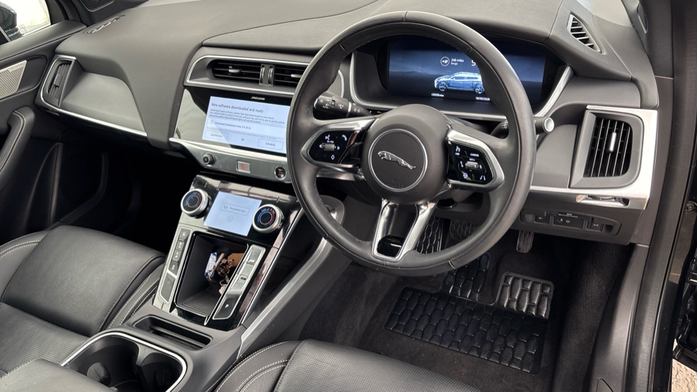 JAGUAR I-PACE Image 9