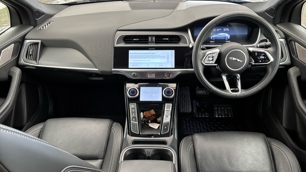 JAGUAR I-PACE Image 11
