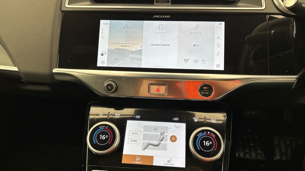 JAGUAR I-PACE Image 12
