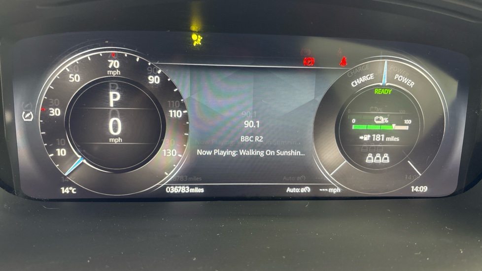 JAGUAR I-PACE Image 13