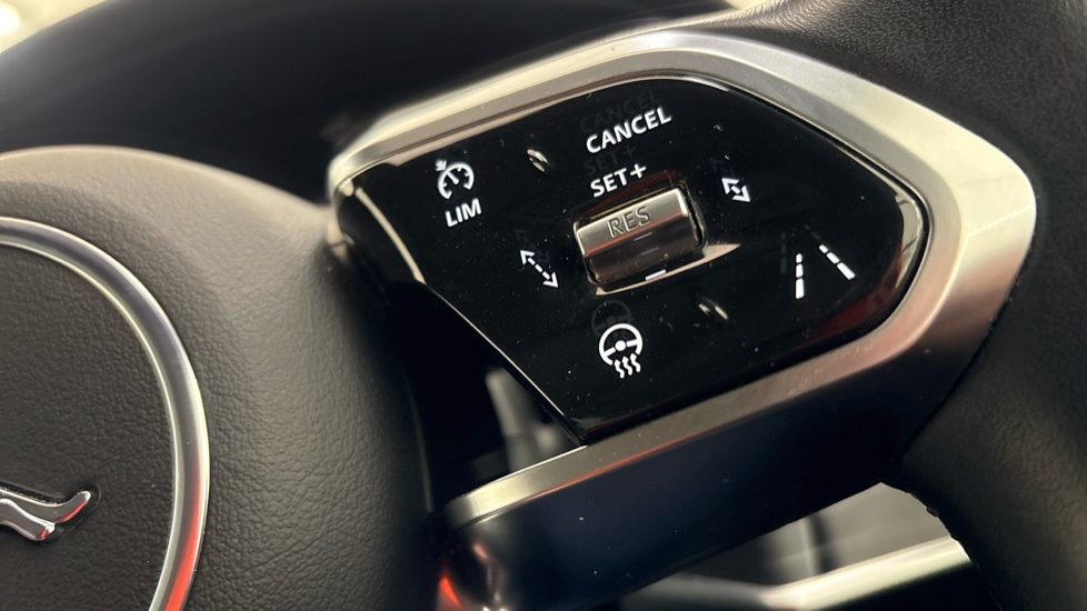 JAGUAR I-PACE cruise control