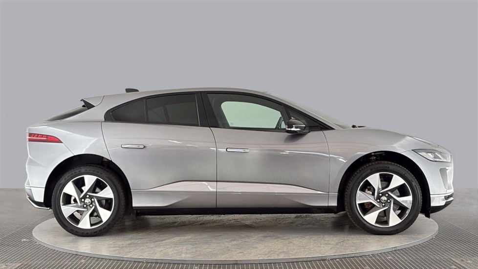 JAGUAR I-PACE Image 6