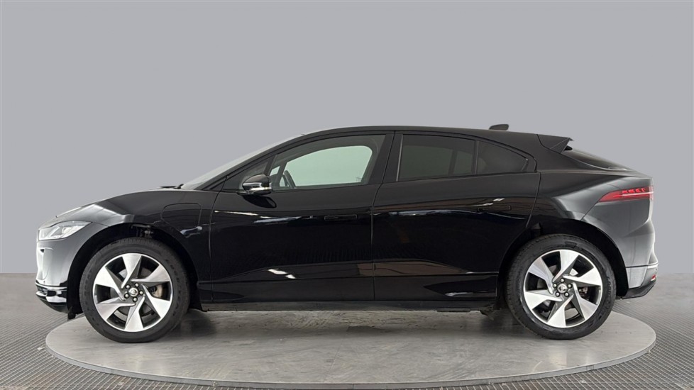 JAGUAR I-PACE Image 2
