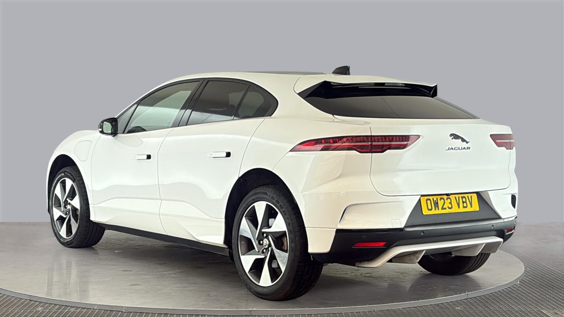 JAGUAR I-PACE I-PACE ESTATE 294kW EV400 R-Dynamic SE Black 90kWh 5dr Auto