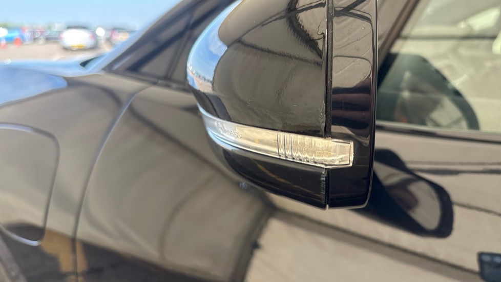 JAGUAR I-PACE Scratches and chips