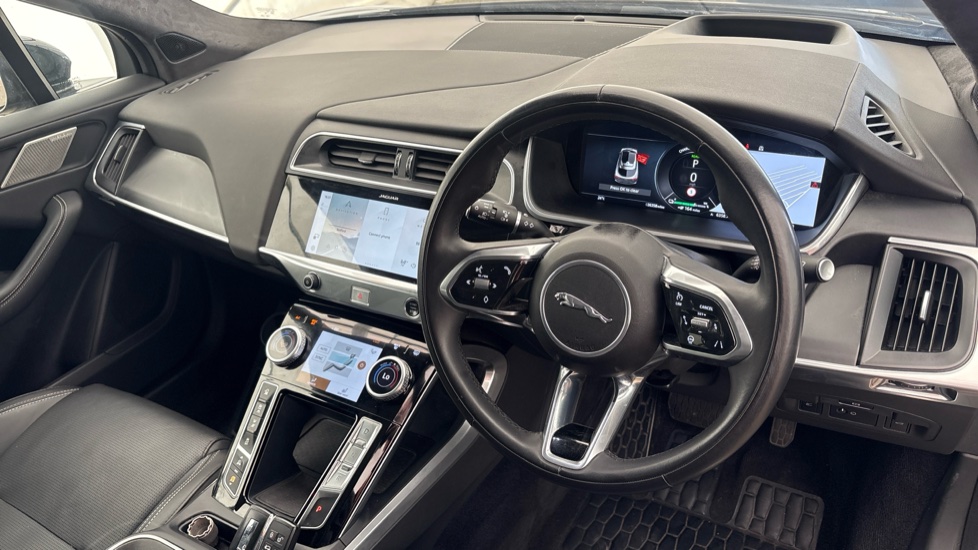 JAGUAR I-PACE Image 9