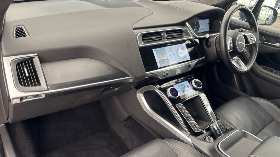 JAGUAR I-PACE Image 10