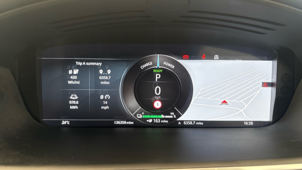 JAGUAR I-PACE Image 13