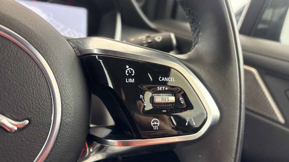 JAGUAR I-PACE ESTATE 294kW EV400 R-Dynamic SE Black 90kWh 5dr Auto