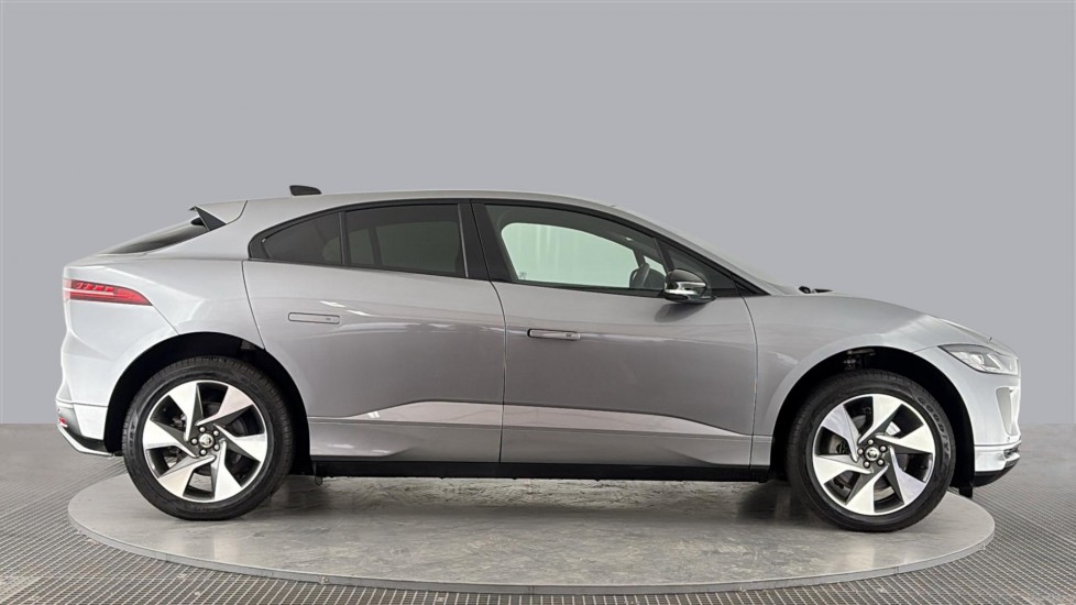 JAGUAR I-PACE Image 6