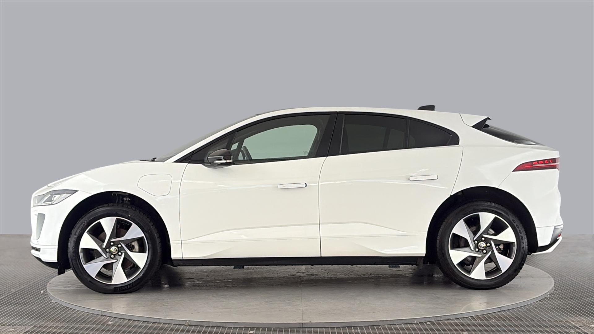 JAGUAR I-PACE I-PACE ESTATE 294kW EV400 R-Dynamic SE Black 90kWh 5dr Auto