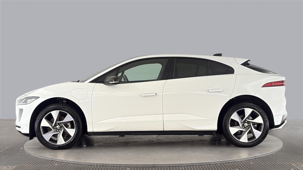 JAGUAR I-PACE Image 2
