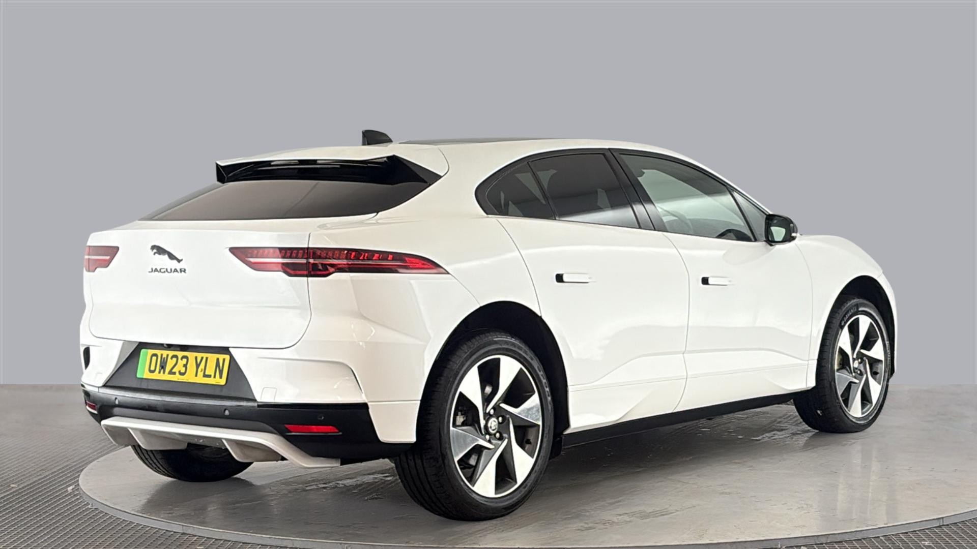 JAGUAR I-PACE I-PACE ESTATE 294kW EV400 R-Dynamic SE Black 90kWh 5dr Auto