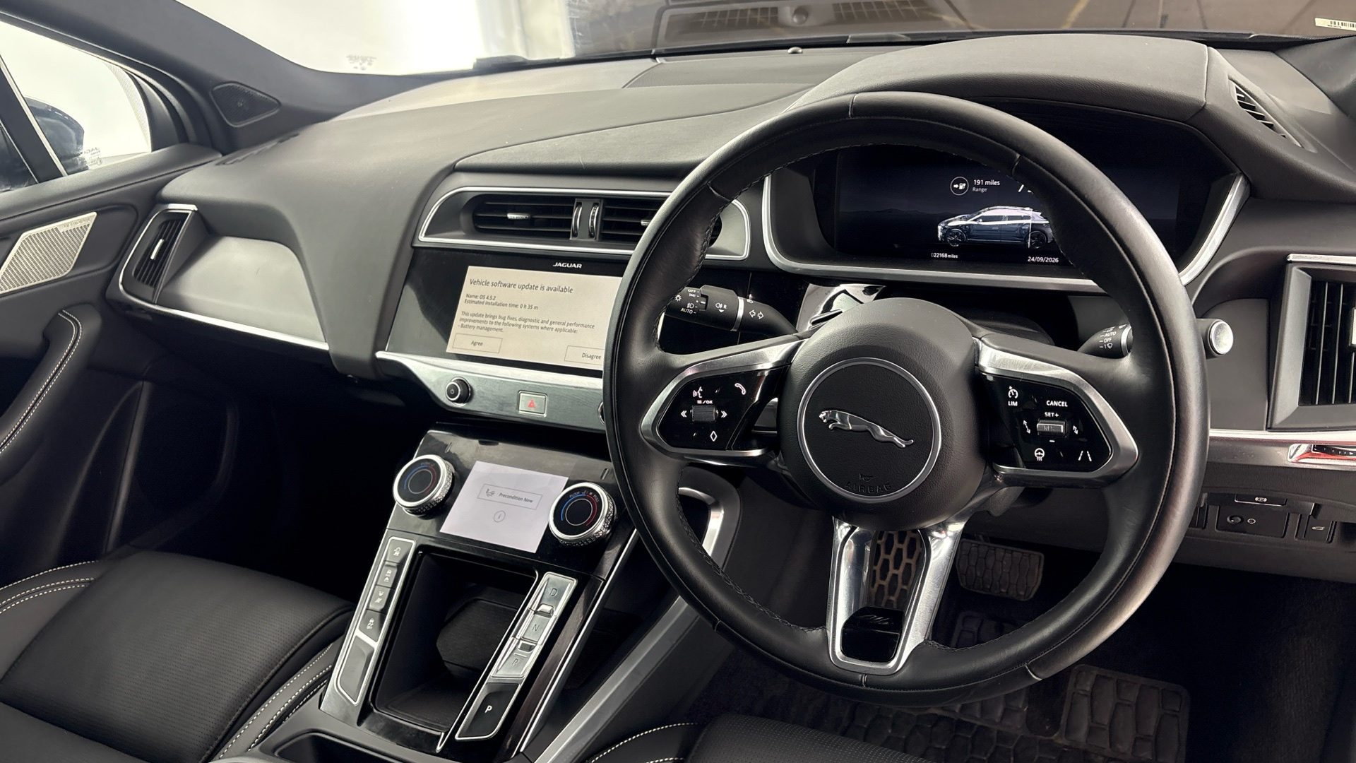 JAGUAR I-PACE I-PACE ESTATE 294kW EV400 R-Dynamic SE Black 90kWh 5dr Auto