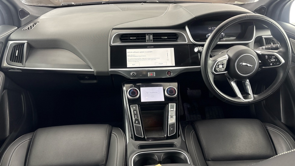 JAGUAR I-PACE Image 11