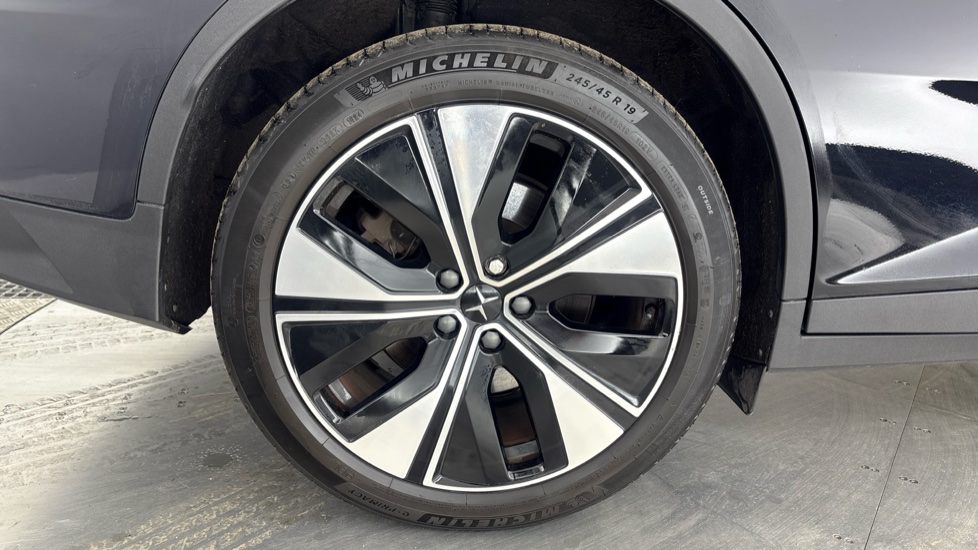 POLESTAR 2 FASTBACK 170kW 69kWh Standard Range Single motor 5dr Auto