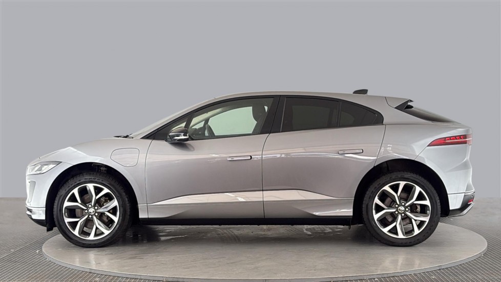 JAGUAR I-PACE Image 2