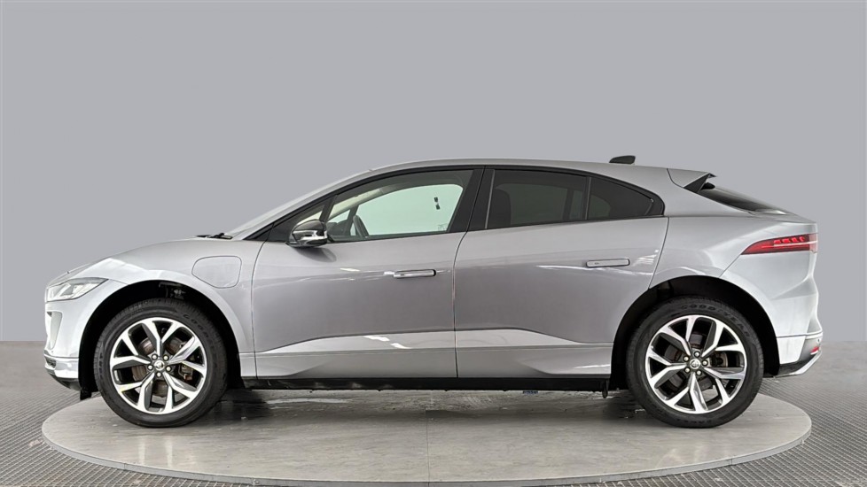 JAGUAR I-PACE Image 2
