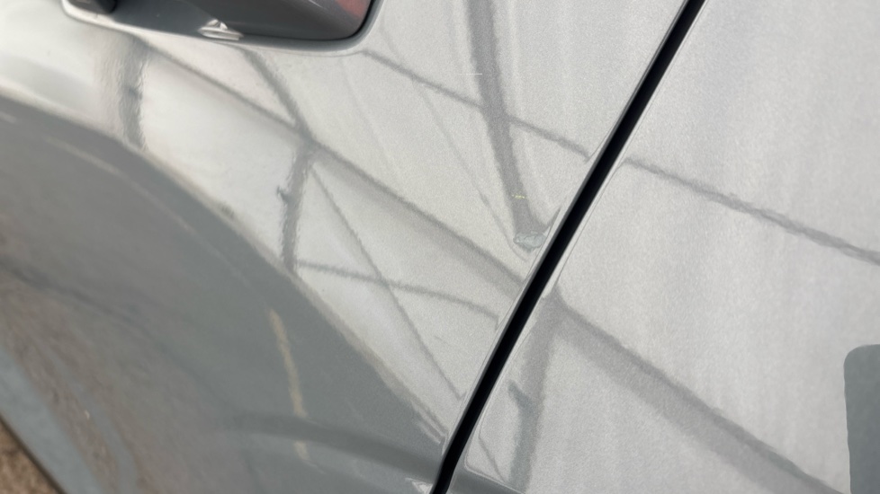 POLESTAR 2 dent and chip