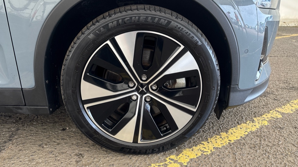 POLESTAR 2 Image 20