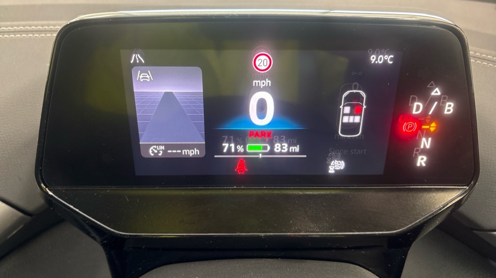VOLKSWAGEN ID.4 ESTATE 210kW Life Pro 77kWh 5dr Auto