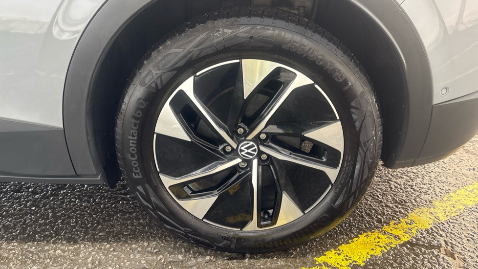 VOLKSWAGEN ID.4 ESTATE 210kW Life Pro 77kWh 5dr Auto