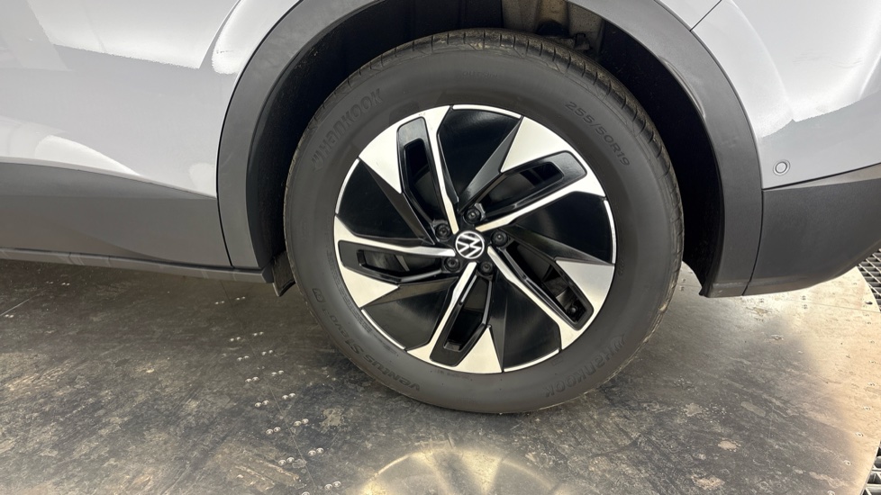 VOLKSWAGEN ID.4 Image 18