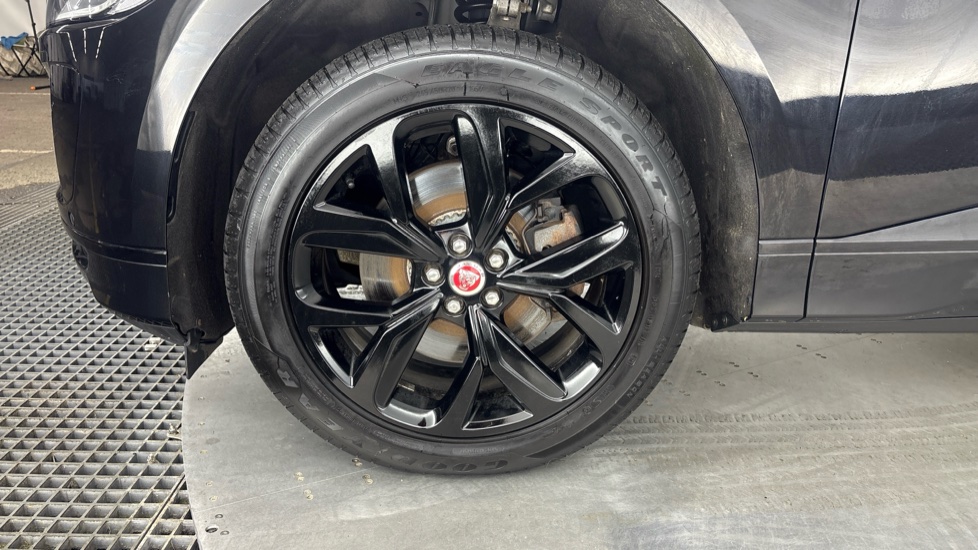 JAGUAR I-PACE ESTATE SPECIAL EDITIONS 294kW EV400 HSE Black 90kWh 5dr Auto 11kW Charger