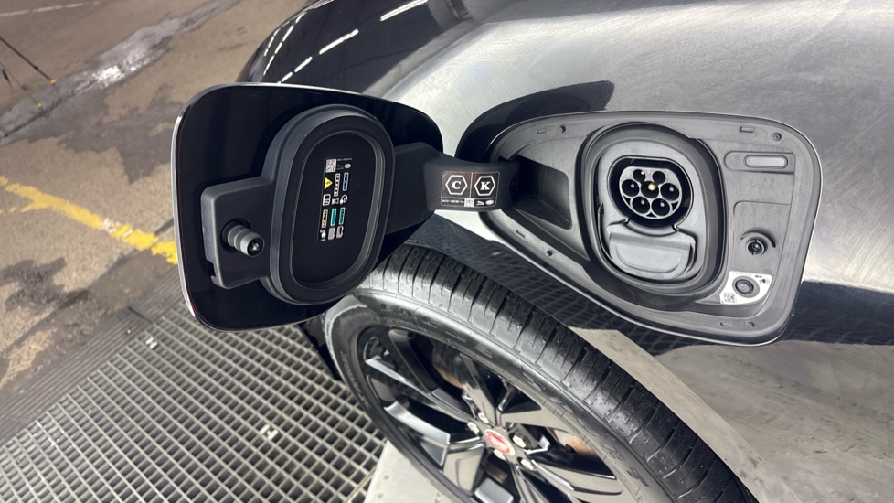 JAGUAR I-PACE ESTATE SPECIAL EDITIONS 294kW EV400 HSE Black 90kWh 5dr Auto 11kW Charger