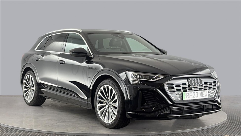 AUDI Q8 Image 7