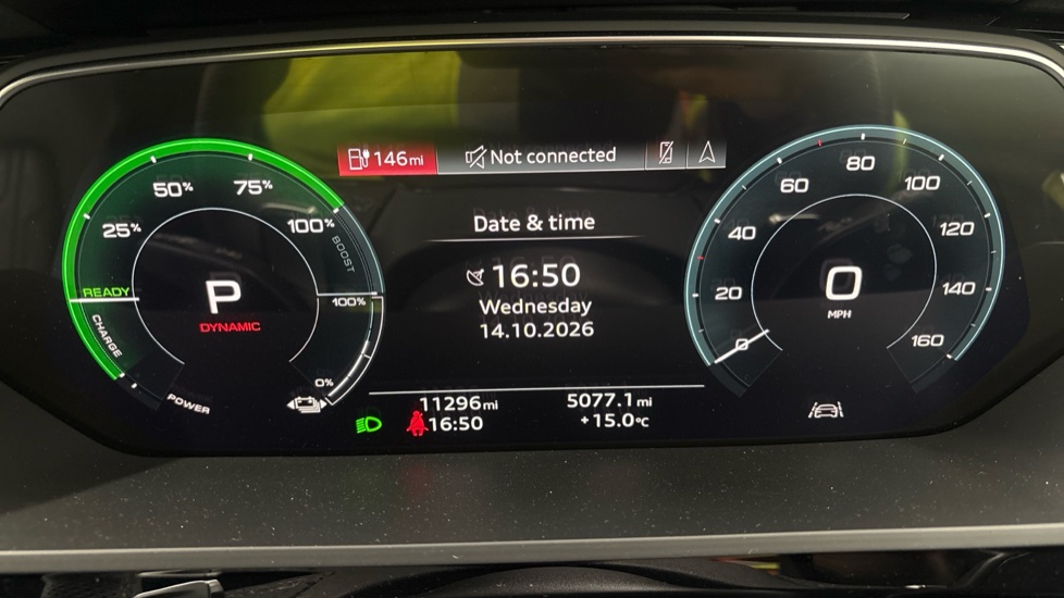 AUDI Q8 Image 13